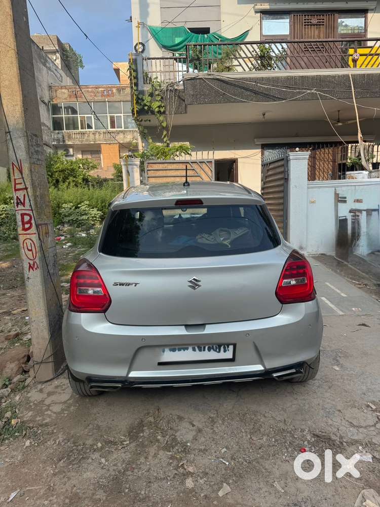 Maruti Suzuki Swift 2023 Vxi Cng