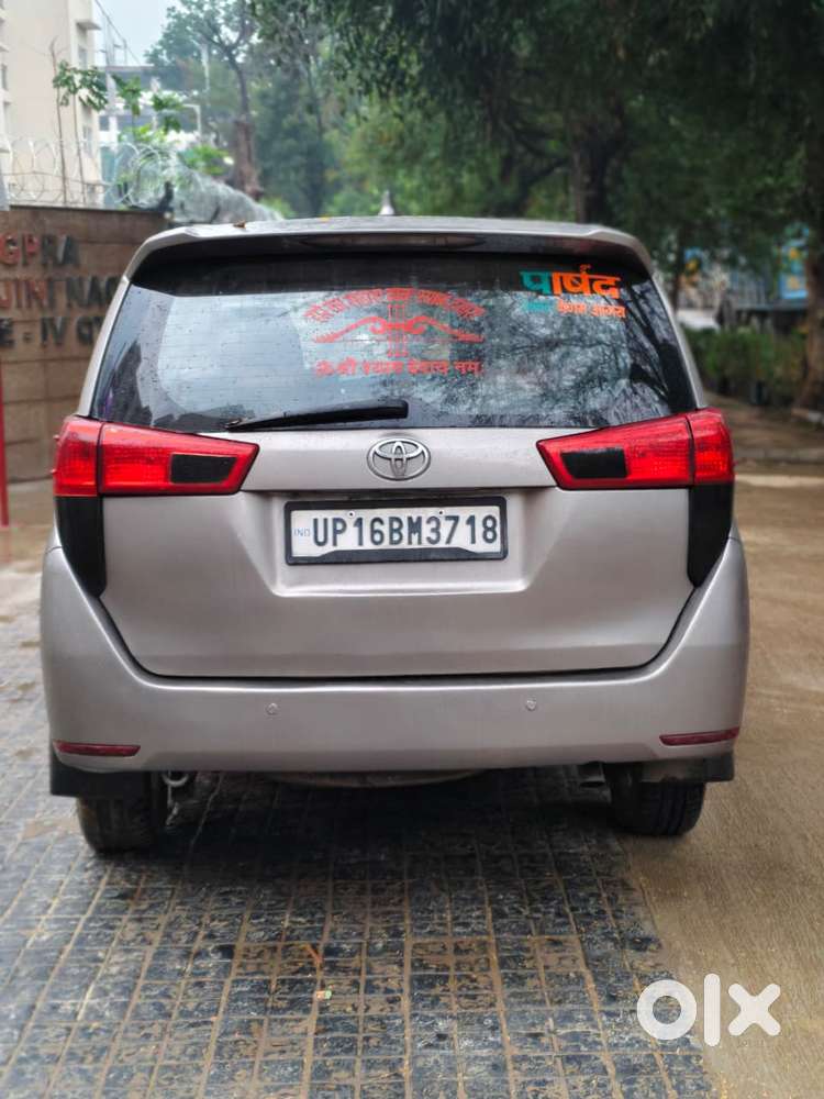 Toyota Innova Crysta 2.4 Vx Mt, 2017, Diesel