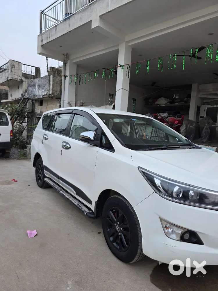 Toyota Innova Crysta 2017 Last Month