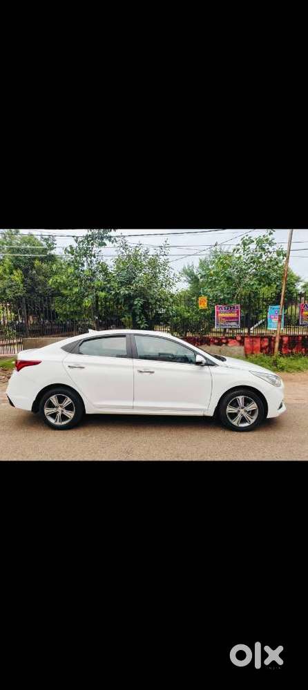 Hyundai Verna 1.6 Sx (o) Vtvt, 2017, Petrol
