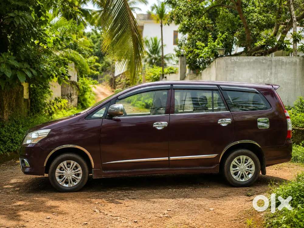 Originalkerala Toyota Innova2007