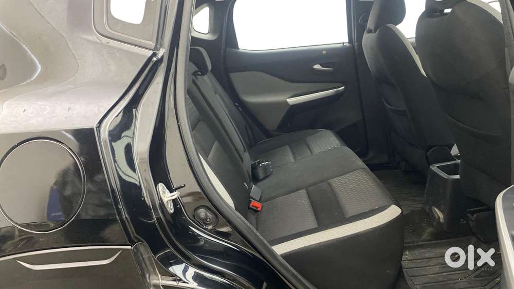 Nissan Magnite 1.0 Xv Premium Turbo Cvt, 2022, Petrol