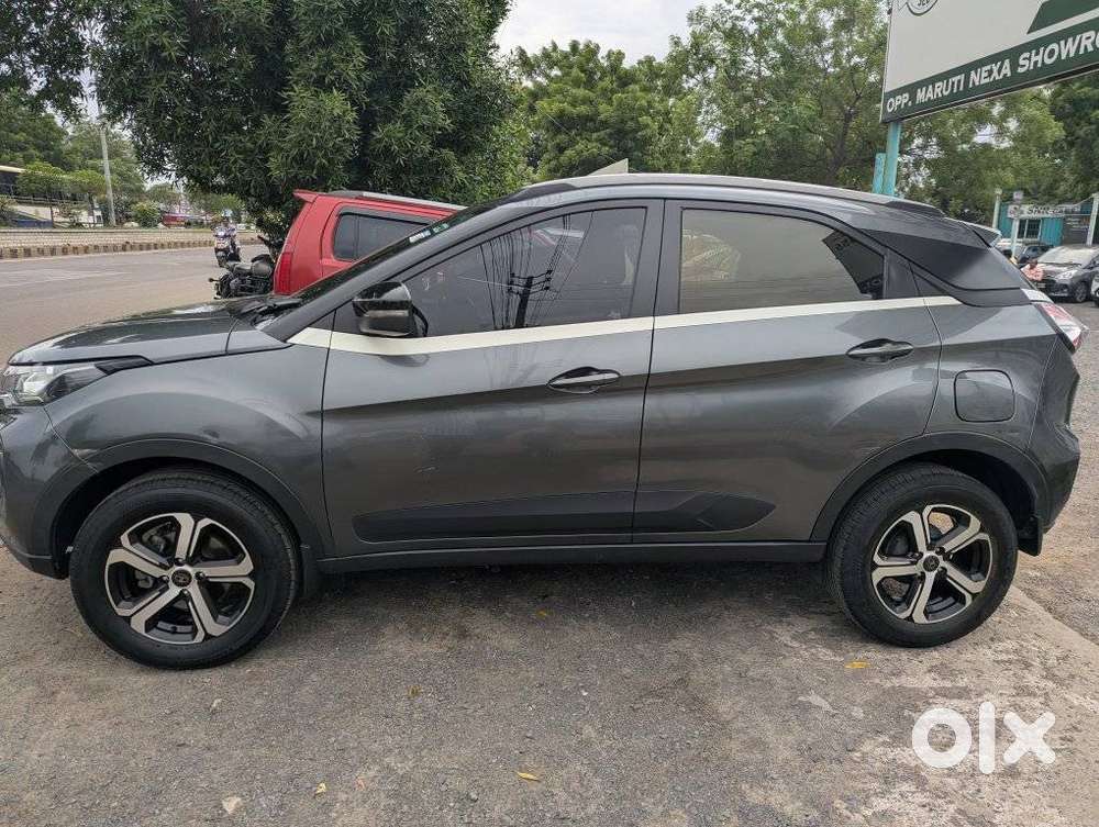 Tata Nexon 1.5 Revotorq Xz Plus, 2023, Petrol
