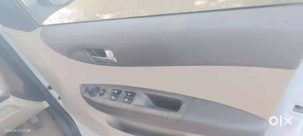 Hyundai I20 Sportz 2011