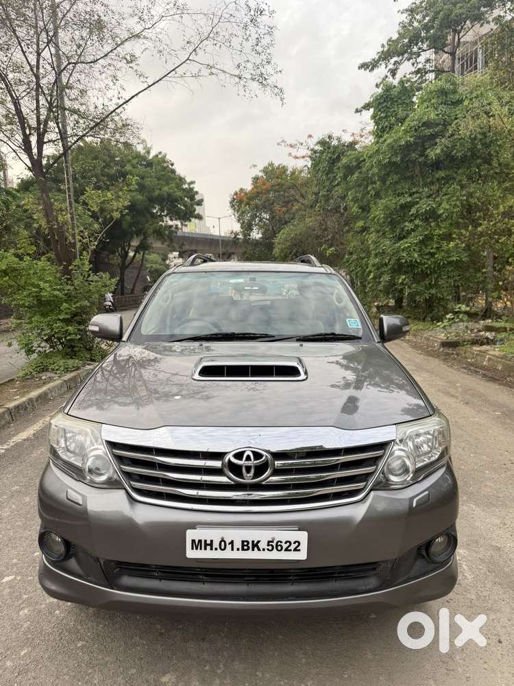 Toyota Fortuner 4x2 Manual, 2014, Diesel