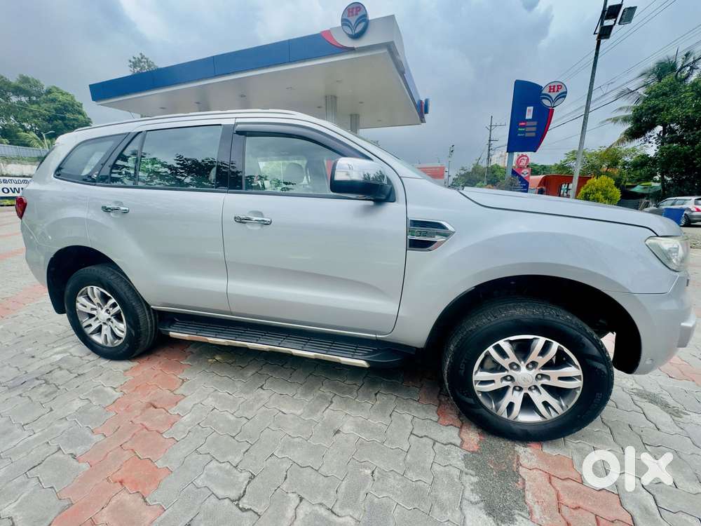 Ford Endeavour 3.2 Titanium At 4x4, 2016, Diesel