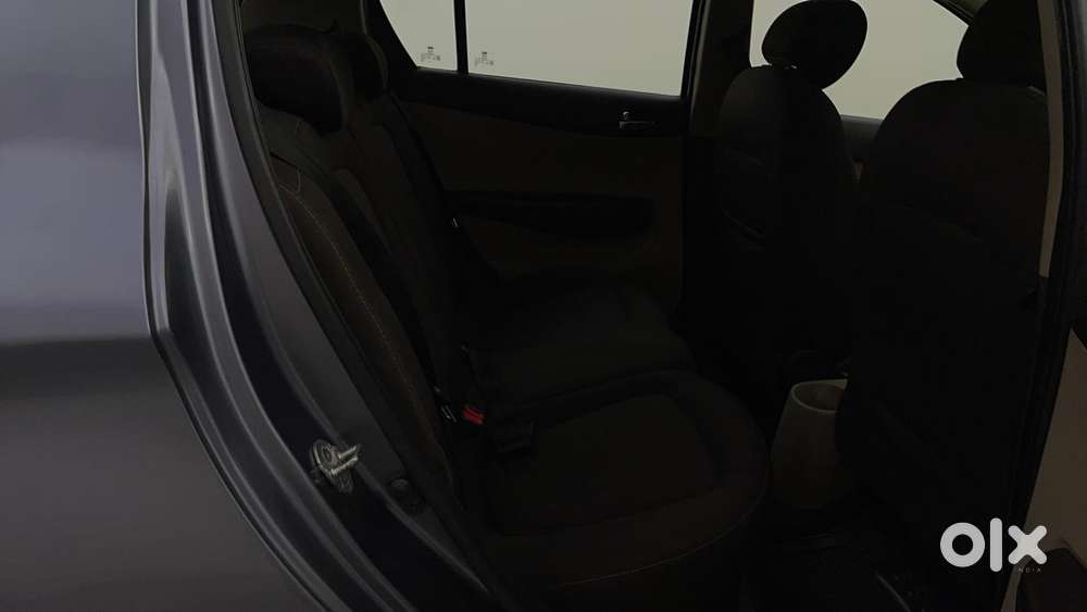 Hyundai I20 Asta 1.4 At Vtvt, 2011, Petrol