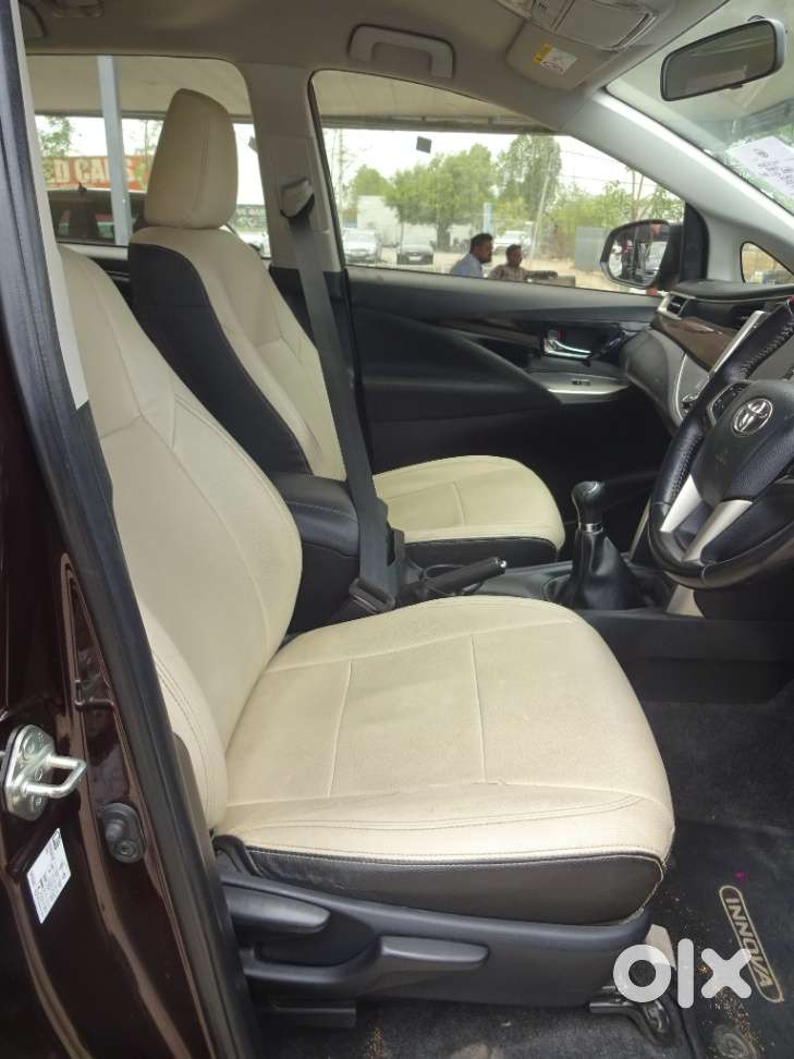 Toyota Innova Crysta 2.4 Vx Mt, 2020, Diesel
