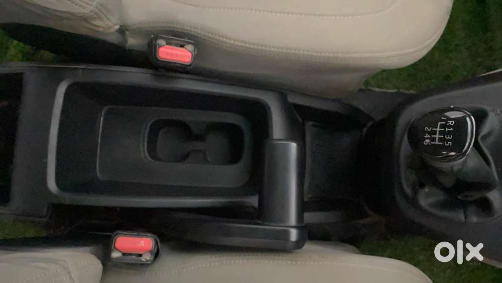 Mahindra Marazzo M2, 2018, Diesel