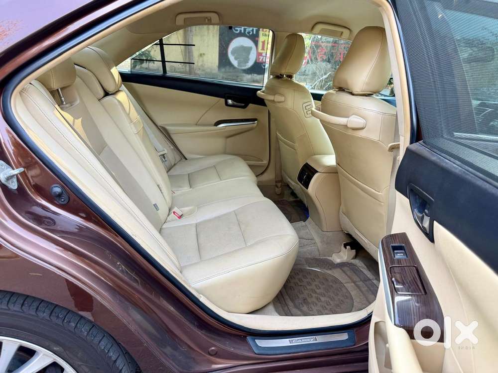 Toyota Camry 2.5 Hybrid, 2016, Petrol