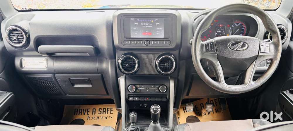 Mahindra Thar, 2022, Petrol