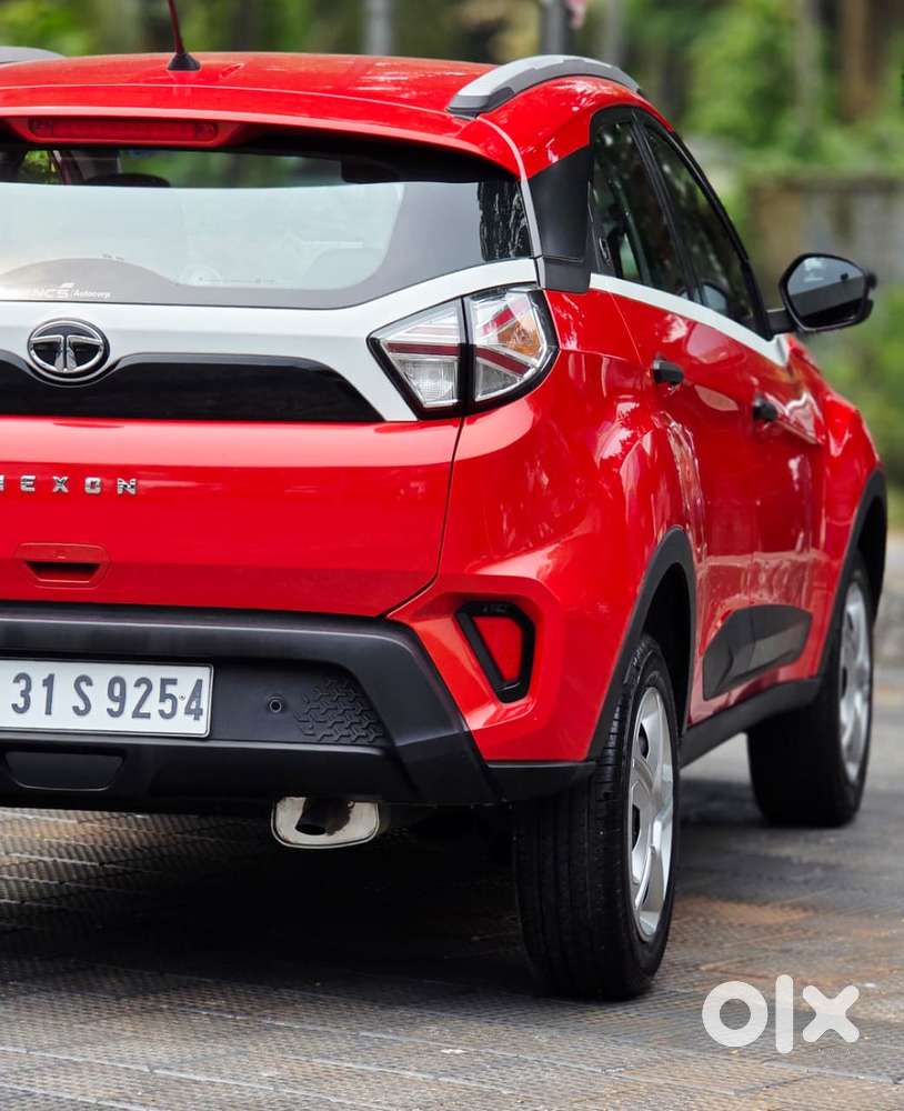 Tata Nexon 1.2 Revotron Xm (s), 2024, Petrol