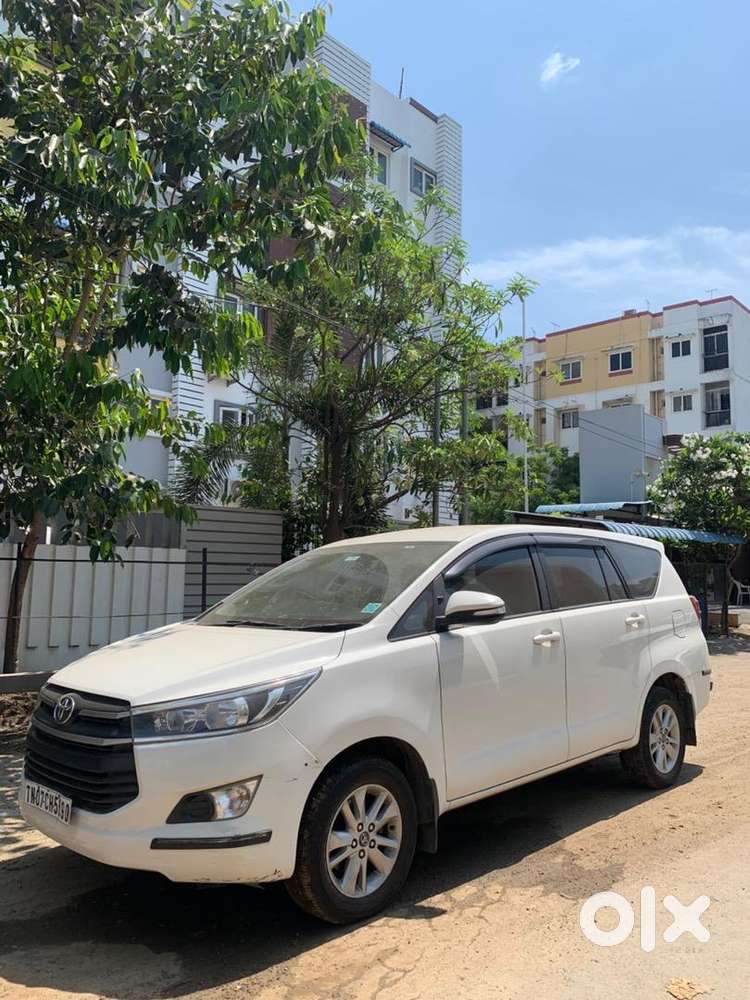 Toyota Innova Crysta 2016 Diesel Well Maintained