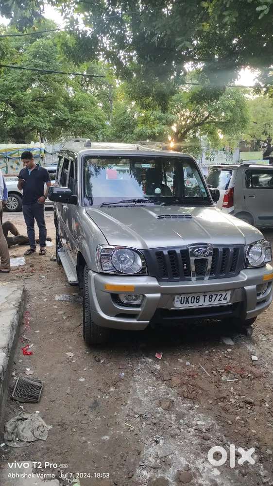 Mahindra Scorpio Classic 2011 Diesel Well Maintained