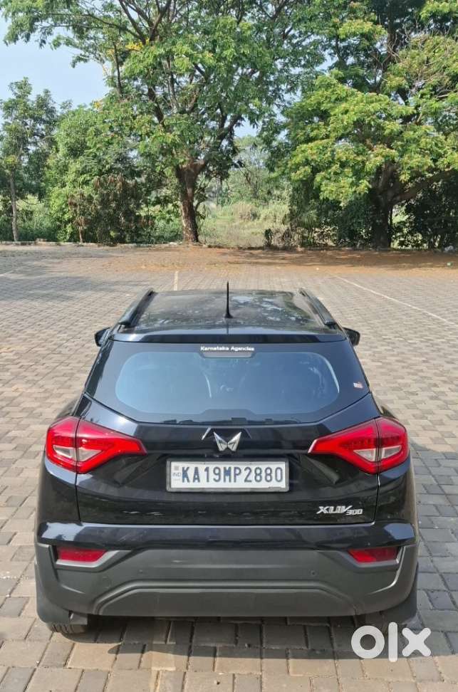 Mahindra Xuv300 W6, 2023, Petrol