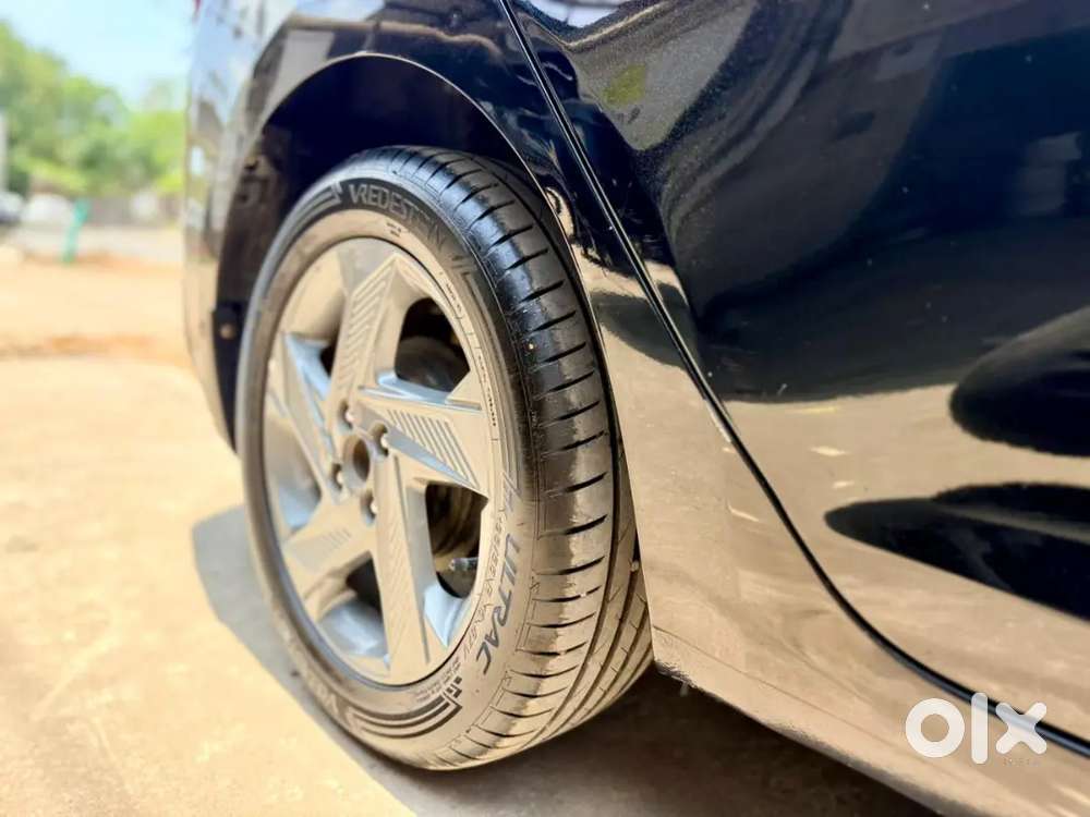 Hyundai Verna 2020 Petrol Good Condition New Tire