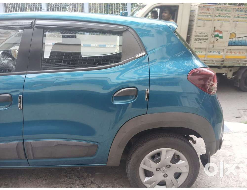 Renault Kwid Invincible 1.0 Amt, 2021, Petrol