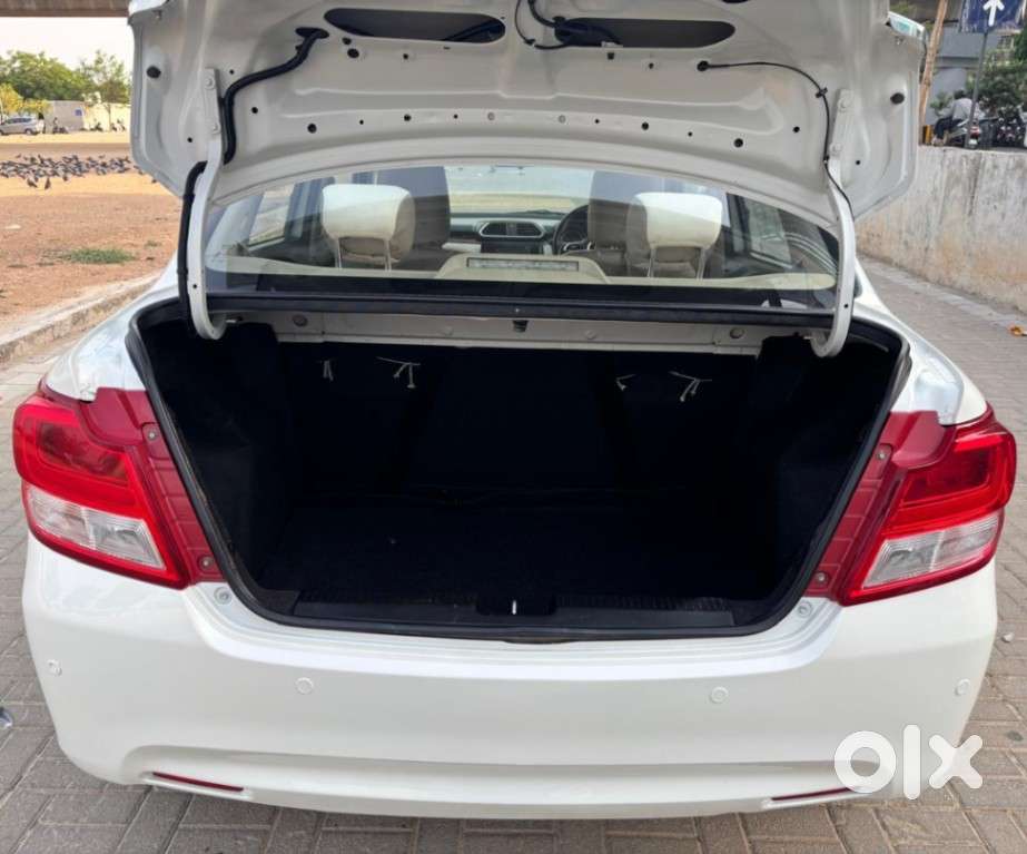 Maruti Suzuki Dzire 1.2 Vxi Amt, 2020, Petrol