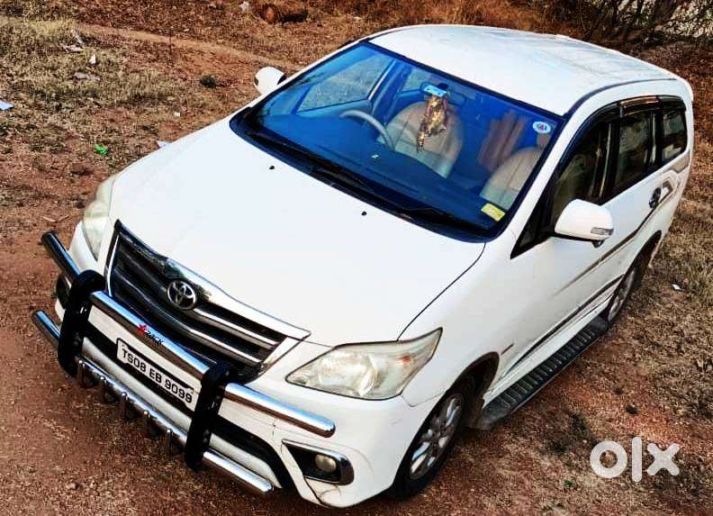 Toyota Innova, 2014