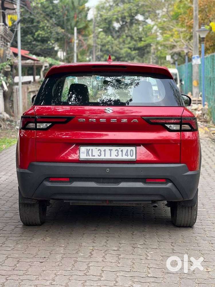 Maruti Suzuki Brezza 1.5 Lxi Smart Hybrid, 2024, Petrol