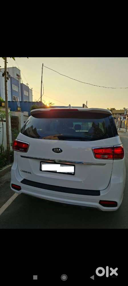 Kia Carnival Premium, 2021, Diesel