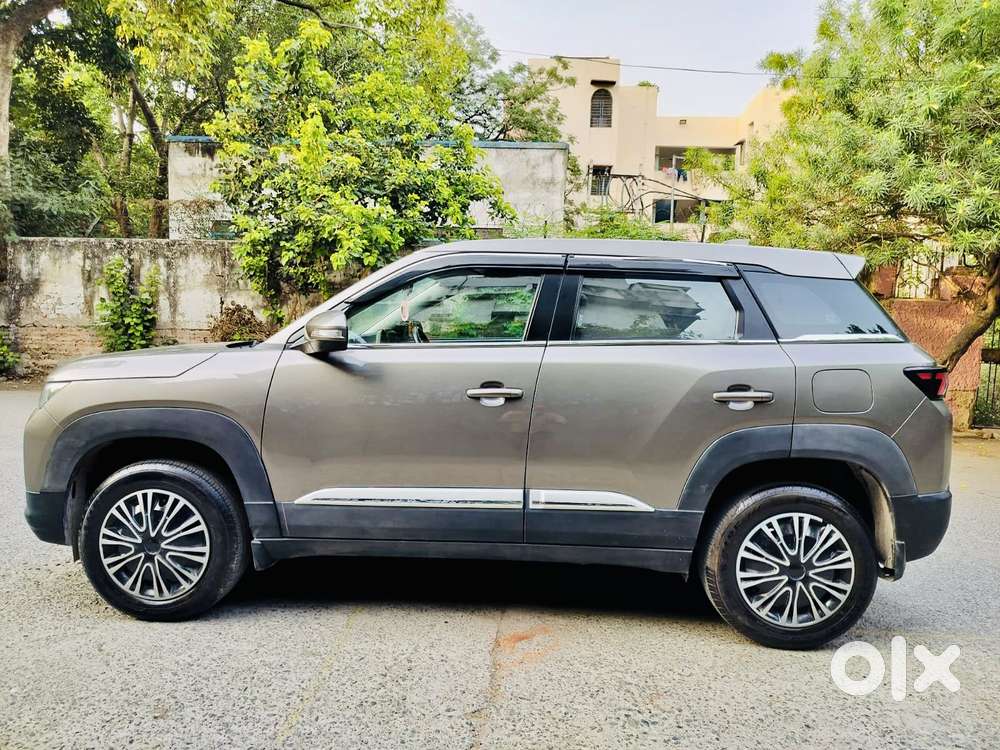 Maruti Suzuki Vitara Brezza 1.5 Lxi, 2025, Petrol