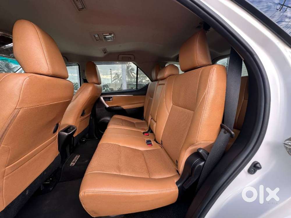 Toyota Fortuner 4x2 At 2.8 Diesel, 2023, Diesel