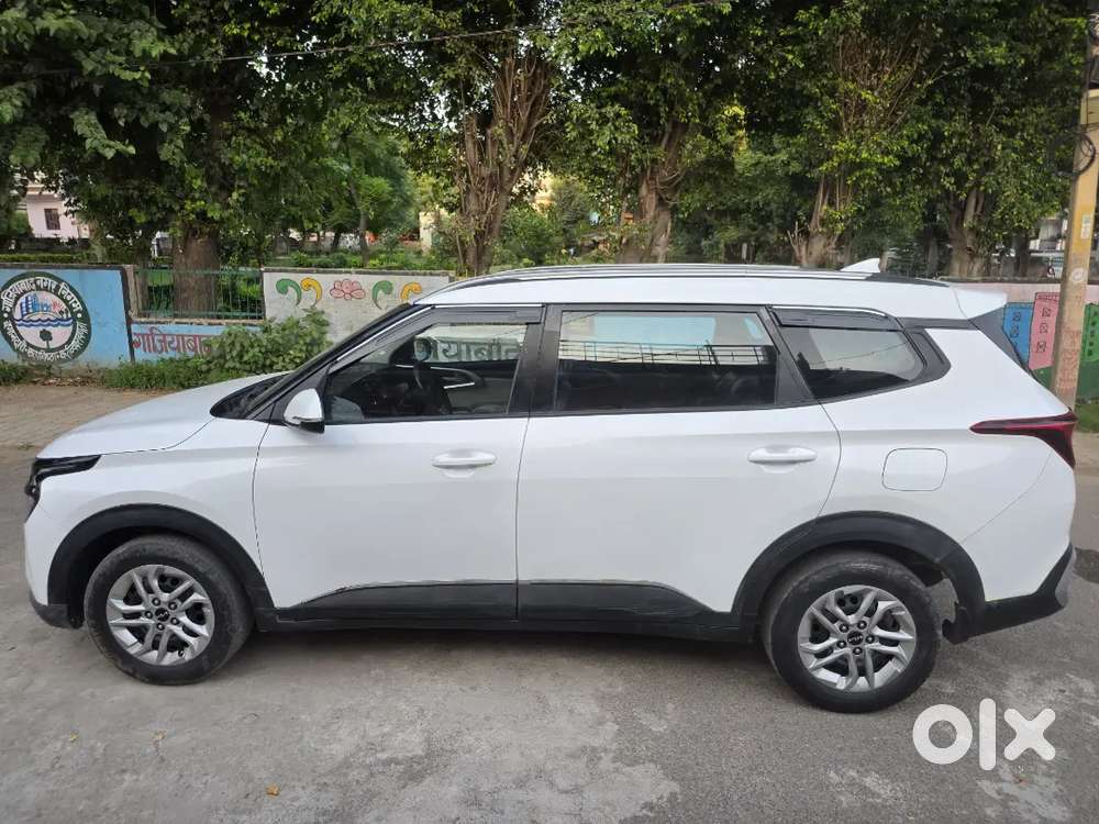 Kia Carens Prestige 2022 Diesel All Original