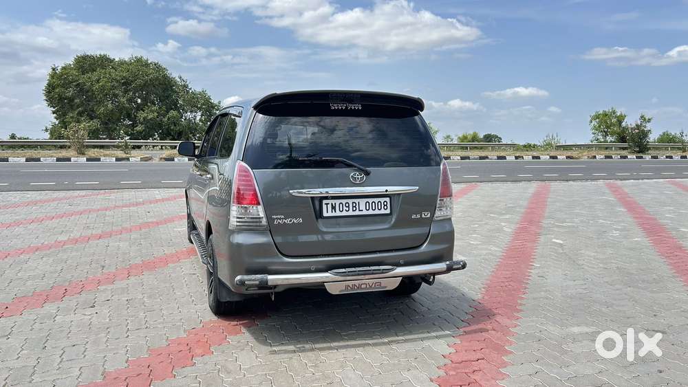 Toyota Innova 2.5 V 7 Str, 2011, Diesel