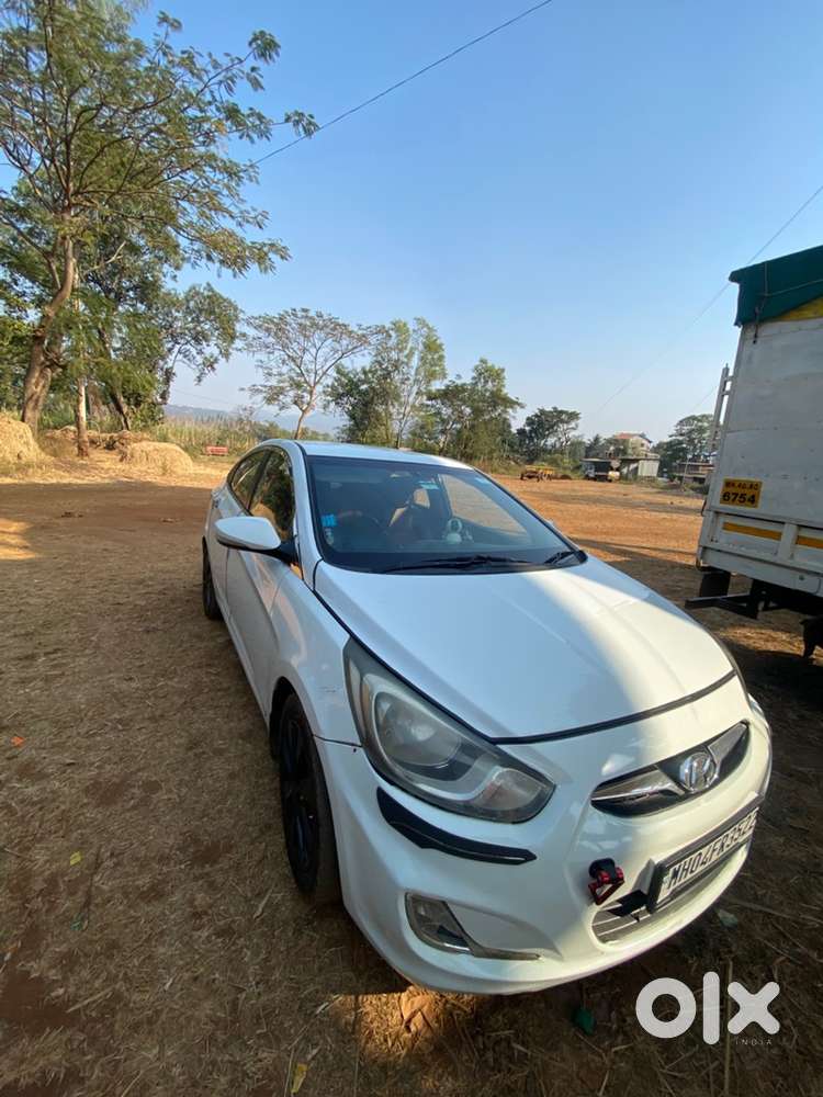 Hyundai Verna 2012 Petrol Well Maintained