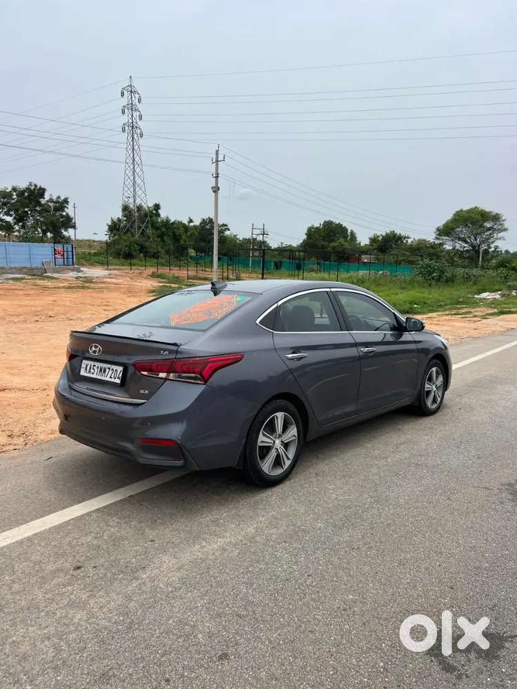 Hyundai Verna 2019 Topend With Sunroof 65900 Km Driven