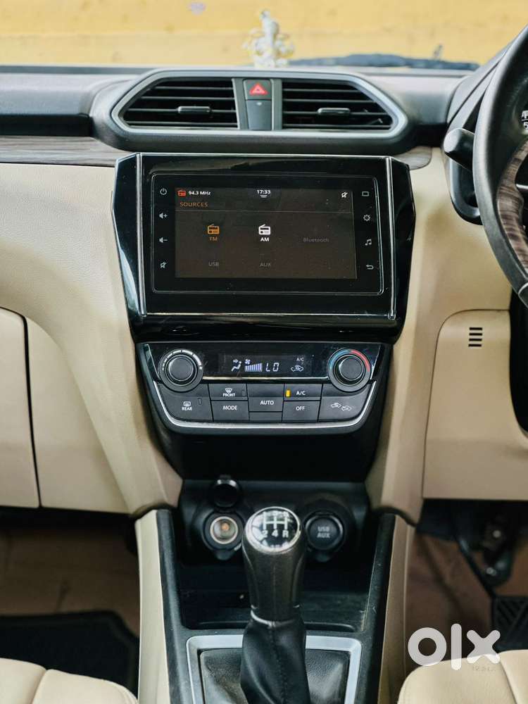 Maruti Suzuki Swift Dzire 1.3 Zxi, 2022, Cng & Hybrids