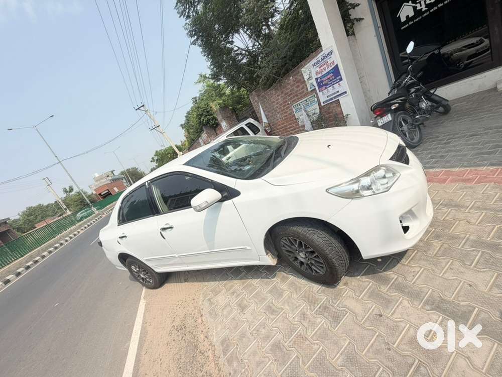 Toyota Corolla Altis 2012 Diesel Model