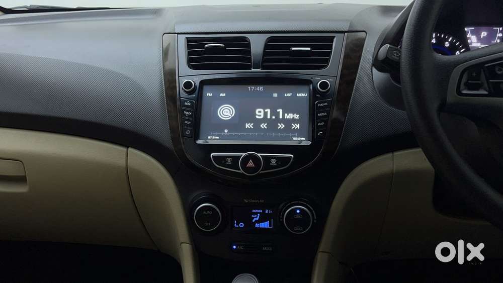 Hyundai Verna 1.6 Vtvt Sx, 2016, Petrol