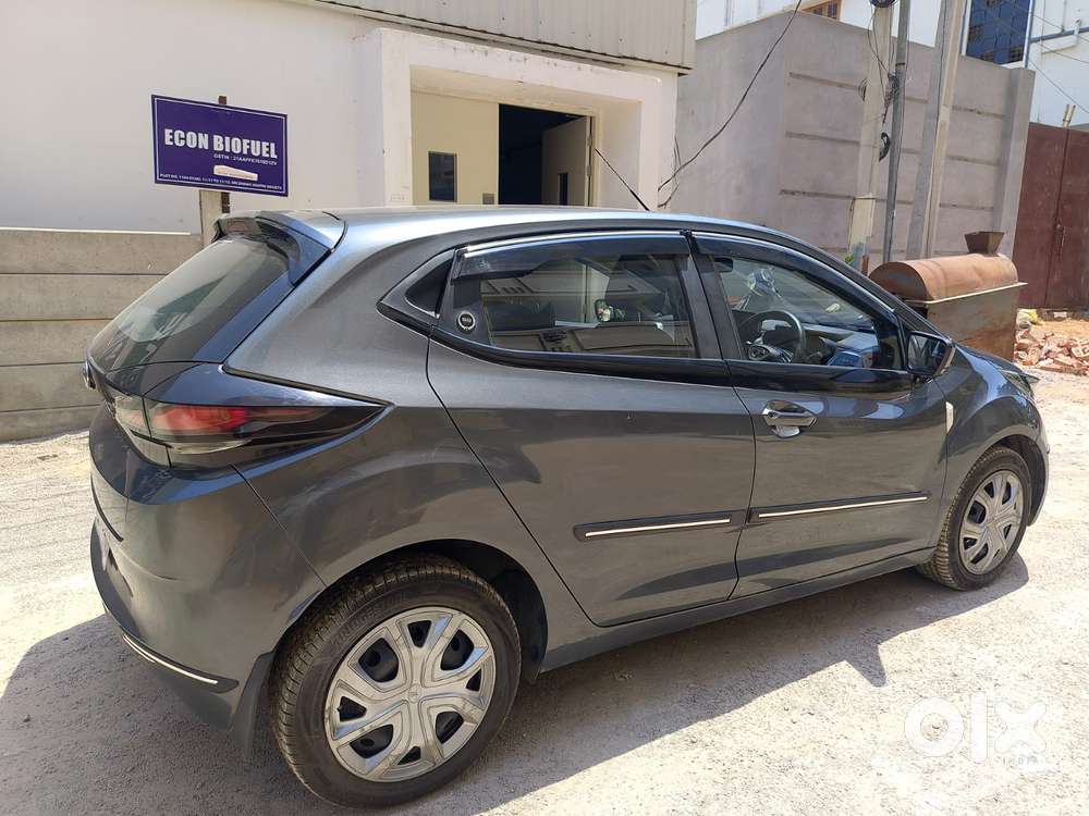 Tata Altroz 1.2 Xm, 2023, Petrol