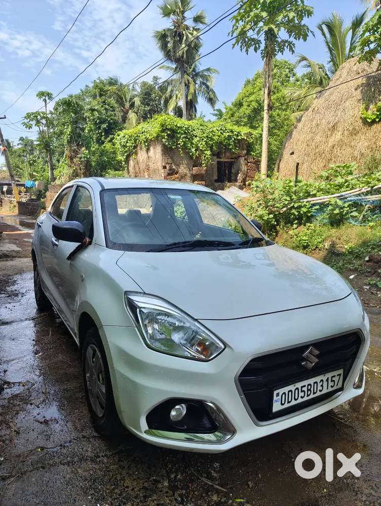 “2022 Maruti Suzuki Dzire Lxi (single Owner) Available For Sale.