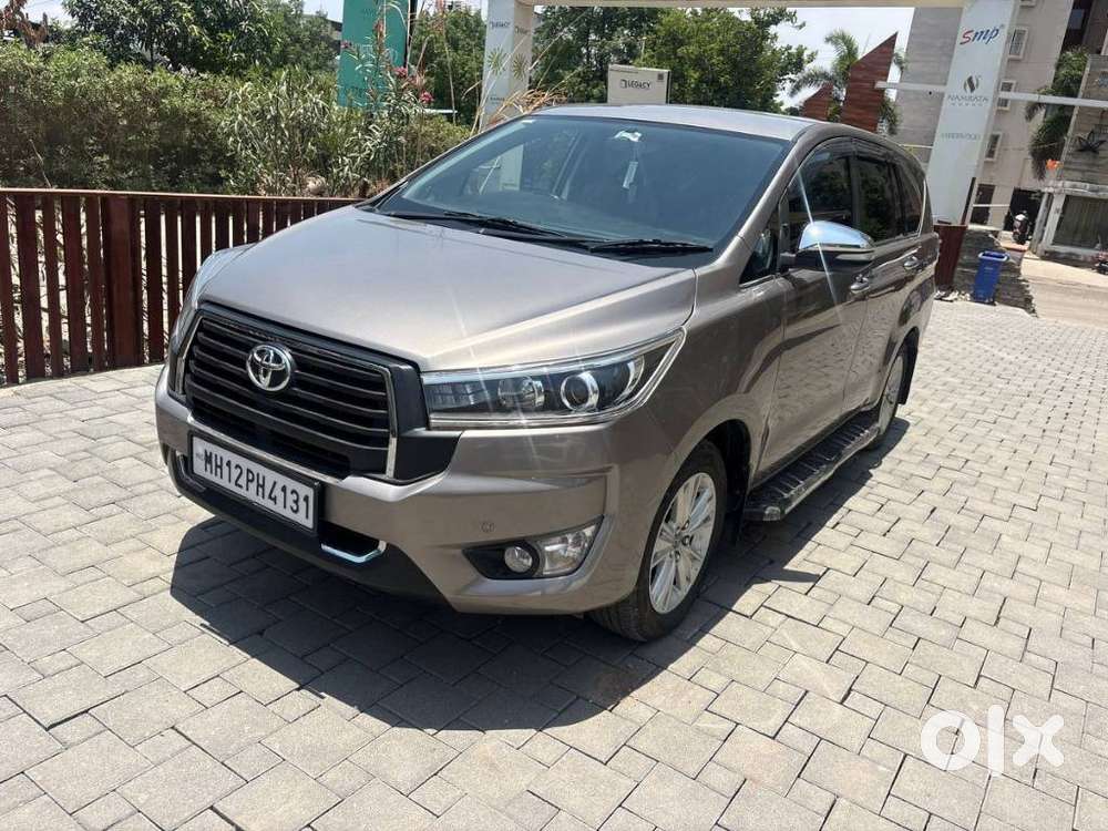 Toyota Innova Crysta 2.8z Automatic, 2017, Diesel