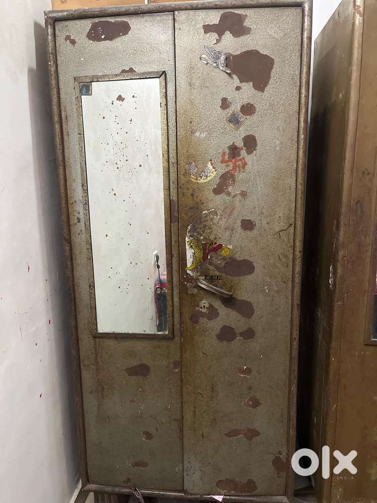 Almira for sale cupboard
