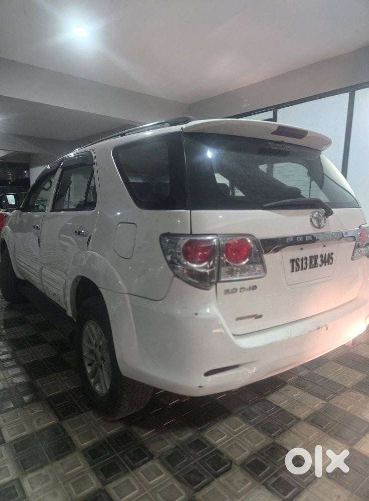 Toyota Fortuner 3.0 4x4 Manual, 2013, Diesel
