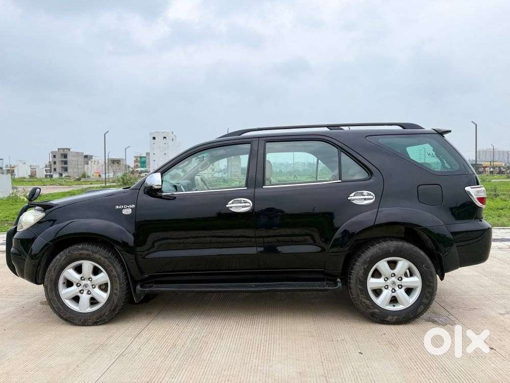 Toyota Fortuner 3.0 4x4 Manual, 2010, Diesel