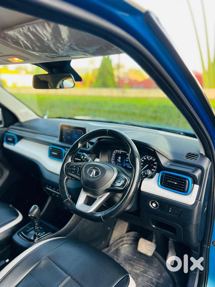 Tata Punch 1.2 Revotron Creative Dual Tone, 2021, Petrol