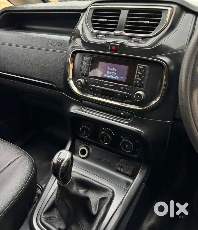 Tata Hexa Xe, 2018, Diesel