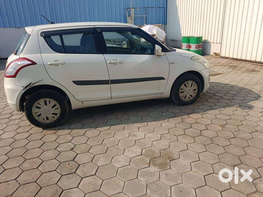 Maruti Suzuki Swift Vxi, 2014, Petrol