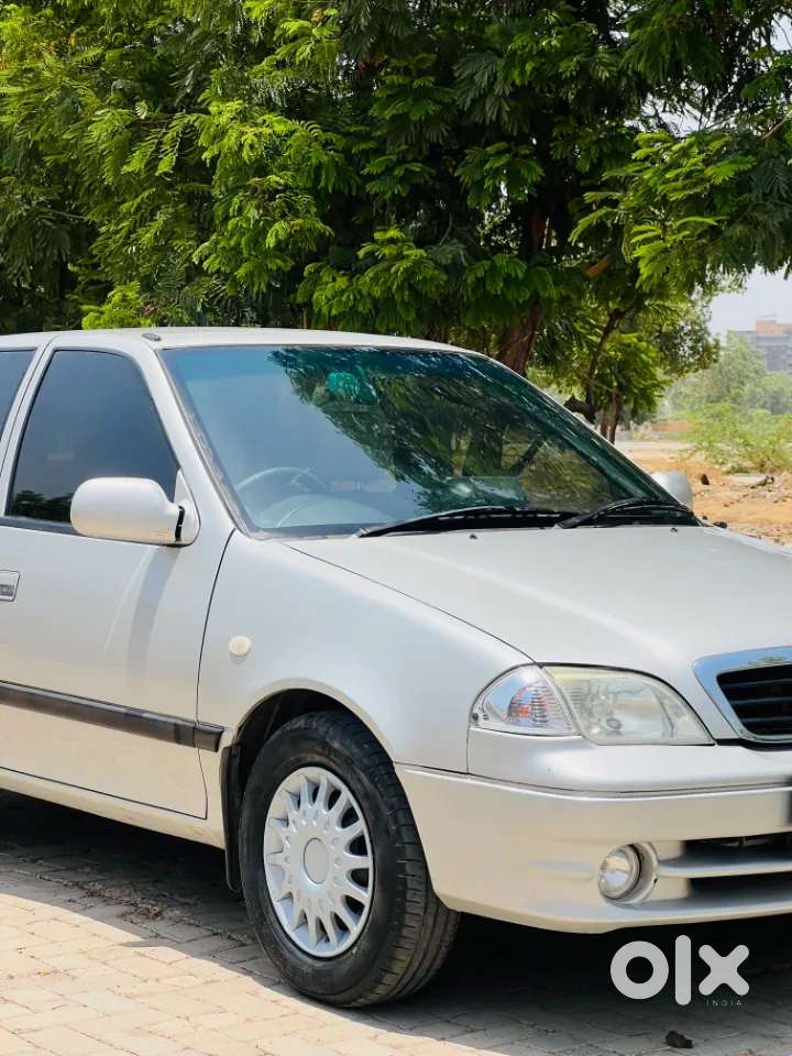 Maruti Suzuki Esteem Vxi - Bsiii, 2005, Petrol