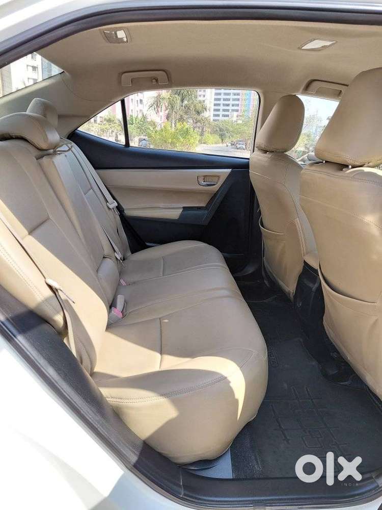 Toyota Corolla Altis [2014-2017] 1.8 G Cvt, 2015, Petrol