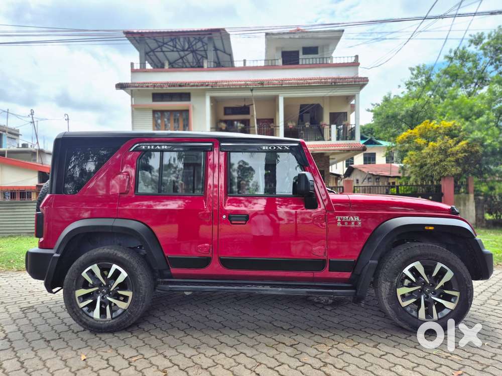 Mahindra Thar Roxx Ax7 L Diesel Mt 2wd, 2025, Diesel