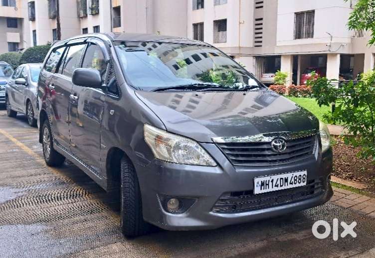 Toyota Innova 2.5 G (diesel) 8 Seater, 2012, Diesel