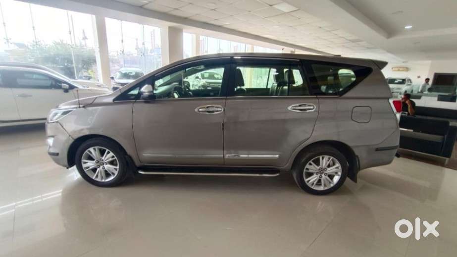Toyota Innova Crysta 2.4 V 7 Str, 2019, Diesel