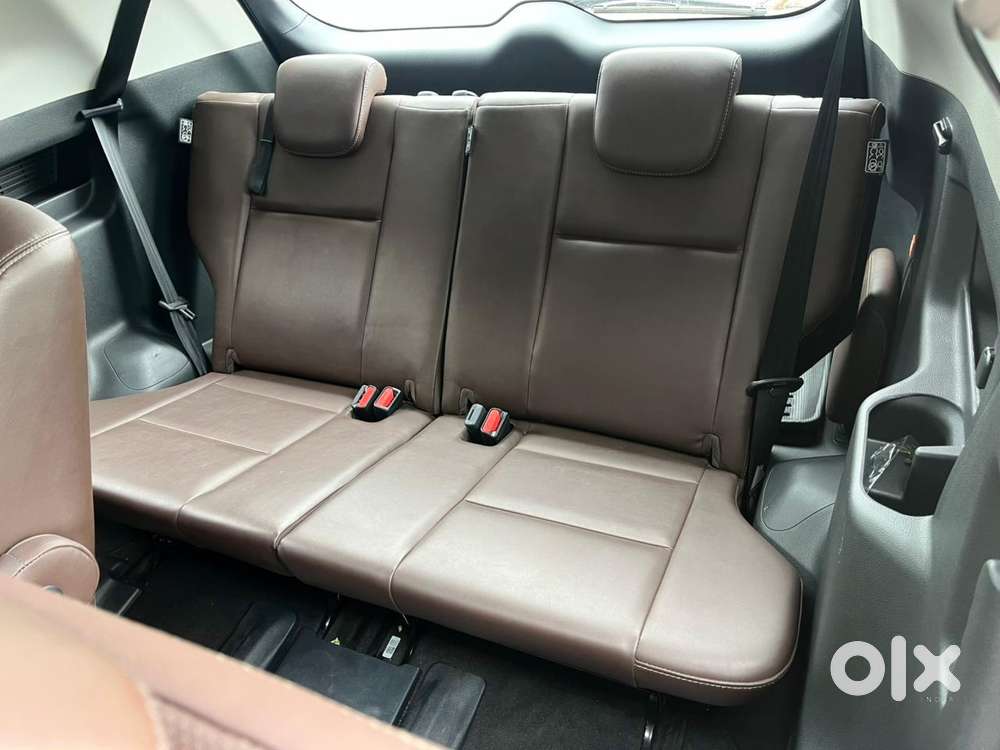 Toyota Innova Hycross 2.0 Zx (o) Hybrid 7 Str, 2023, Petrol