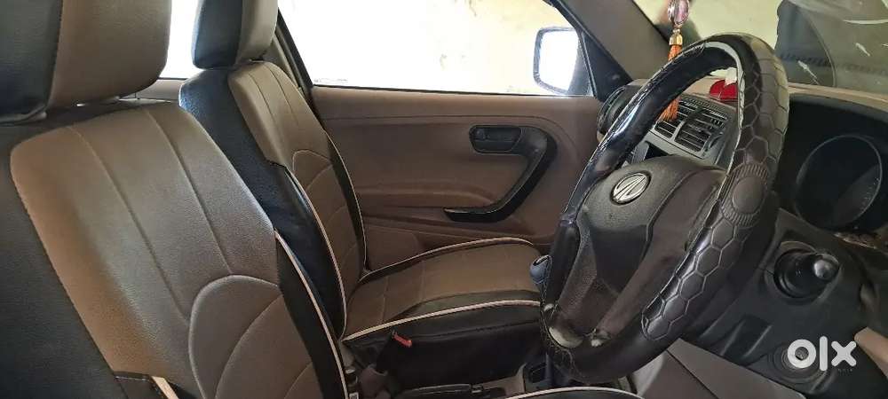 Mahindra Tuv 300 2017 Diesel 80000 Km Driven